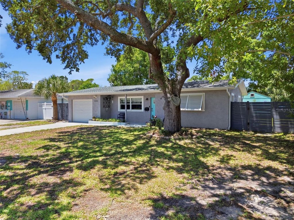 Photo of 5548 Cedar Street NE, St Petersburg, FL 33703 (MLS # TB8510648)