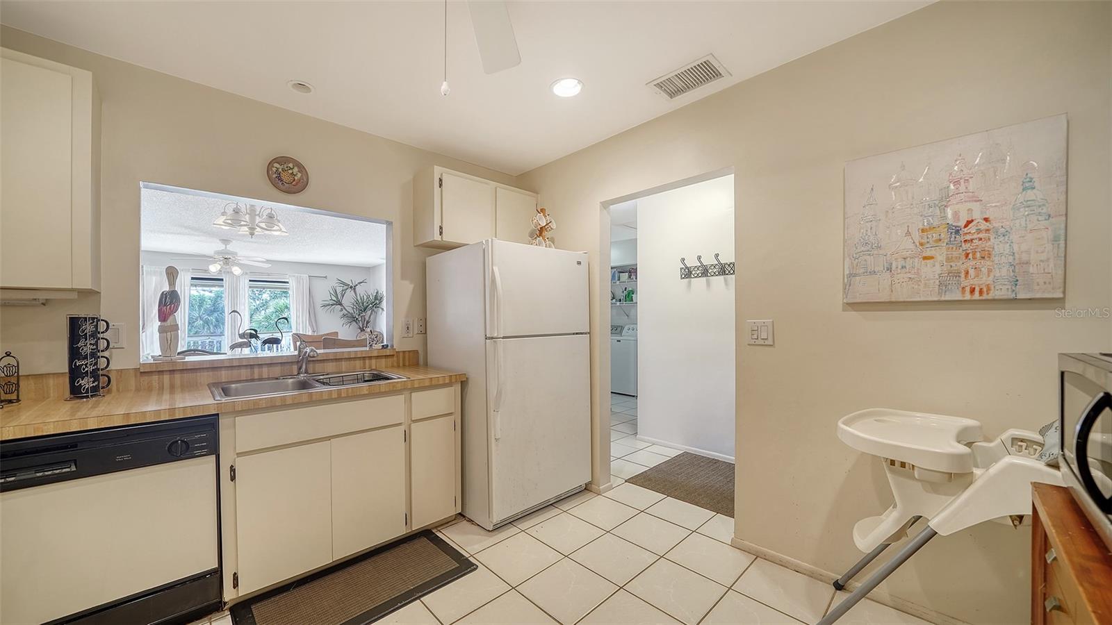 COZY COVE - Residential