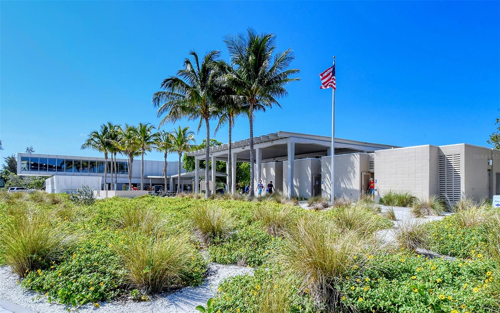 COZY COVE - Residential