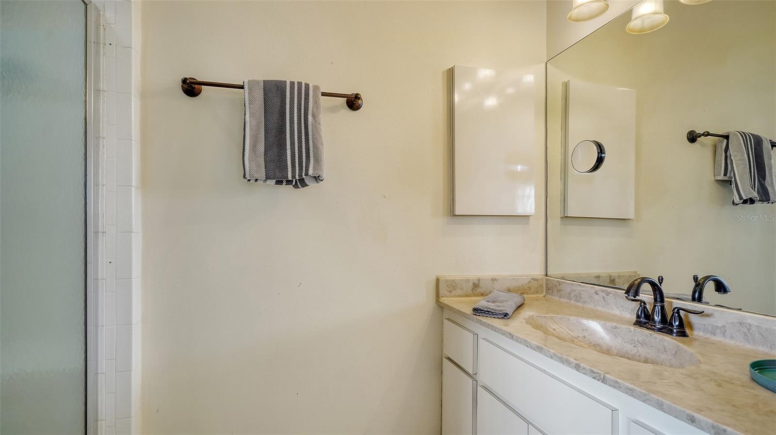 COZY COVE - Residential