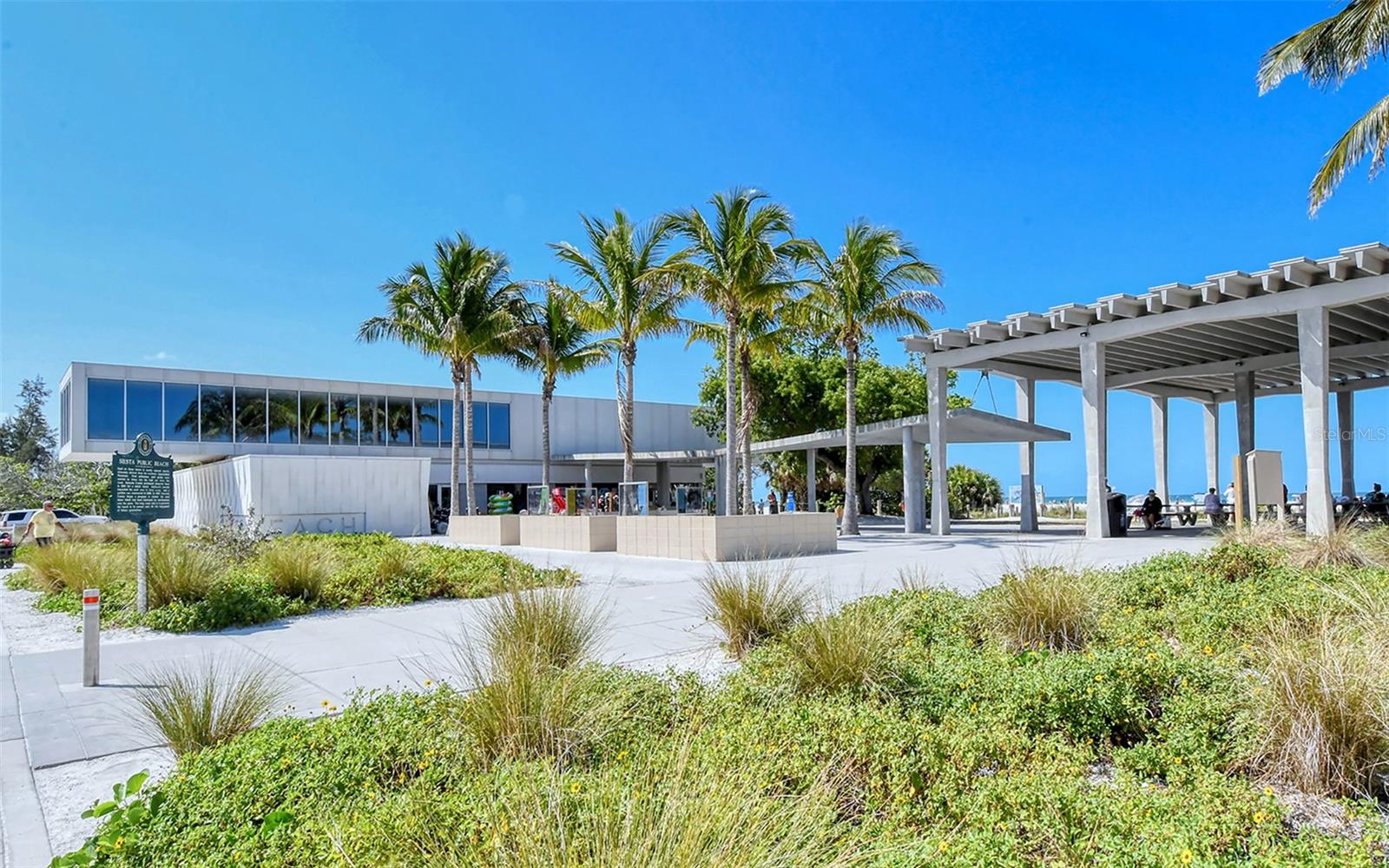 COZY COVE - Residential