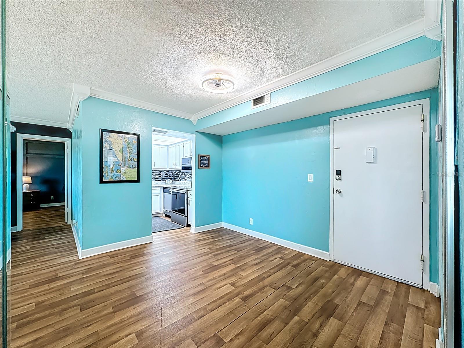 RAINTREE CONDO - Residential