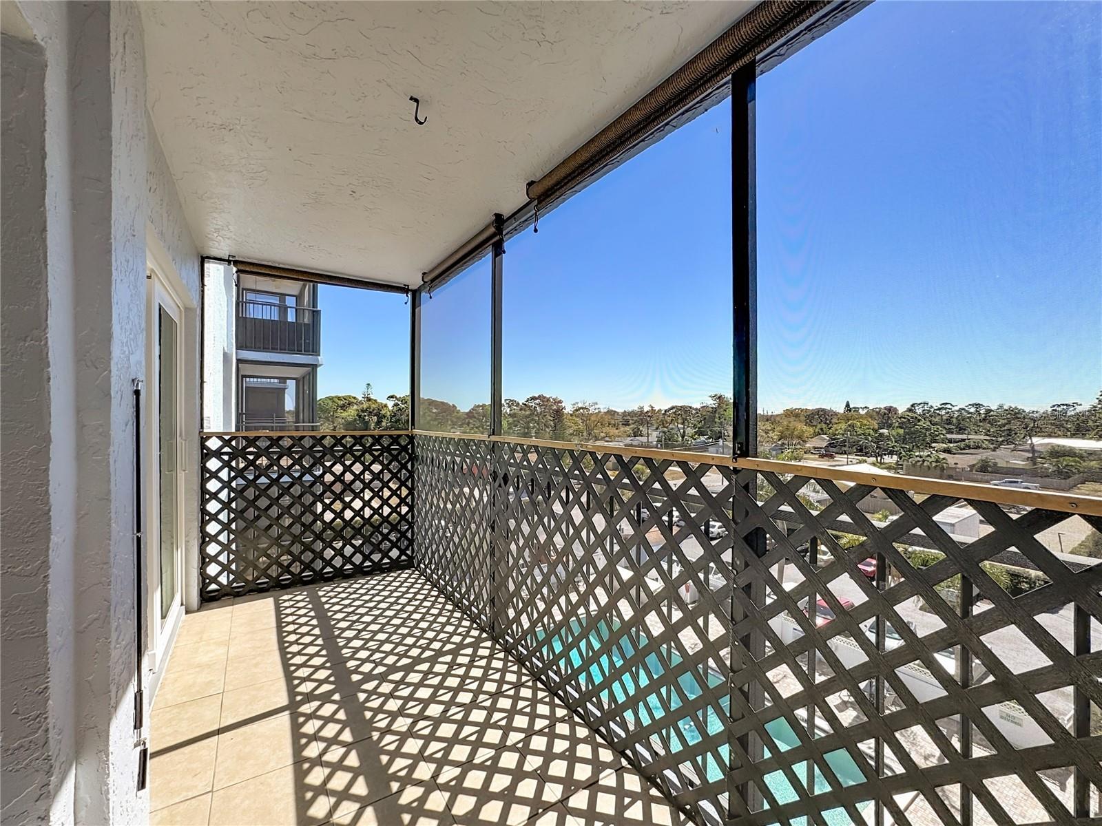 RAINTREE CONDO - Residential