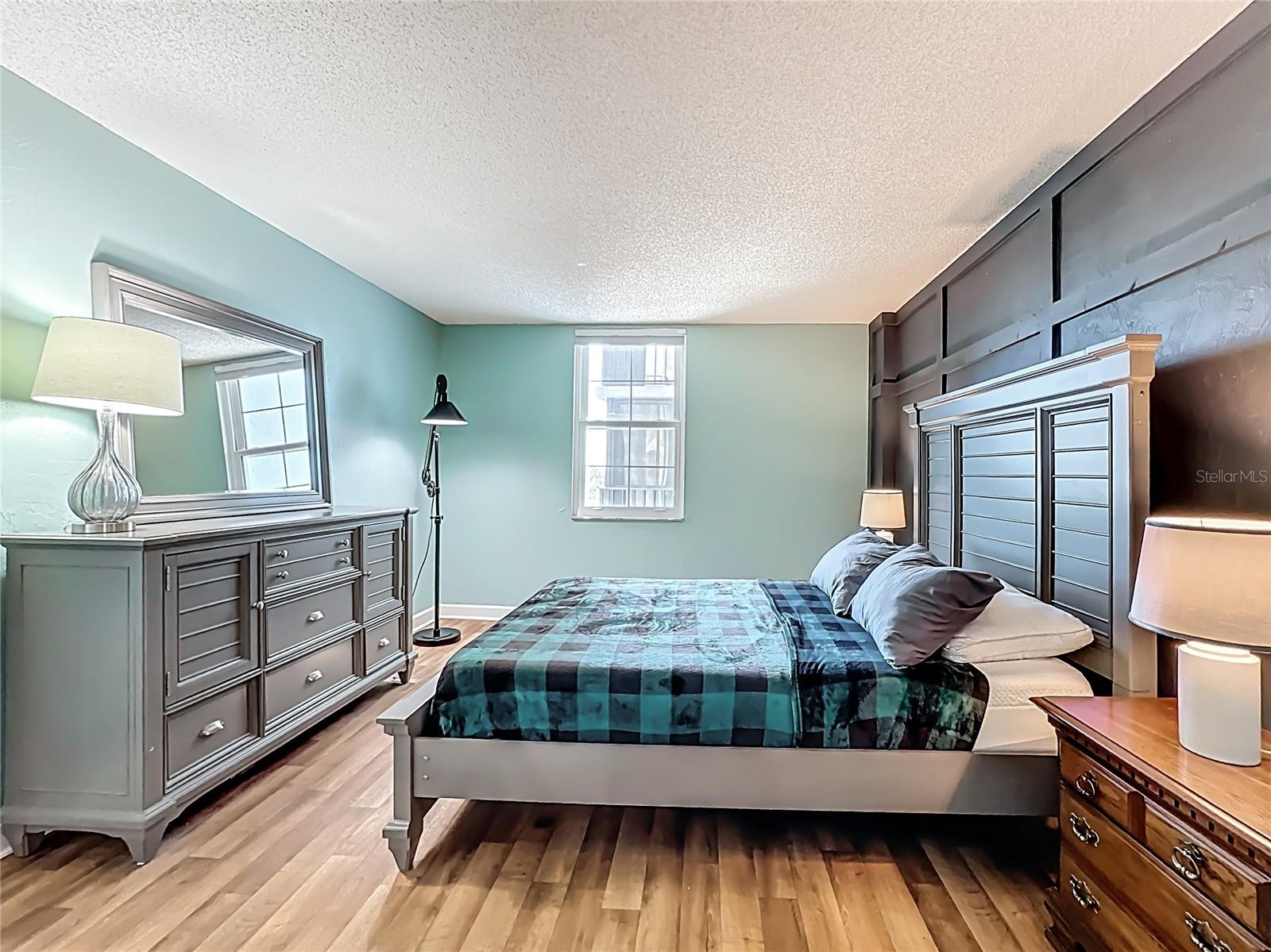 RAINTREE CONDO - Residential