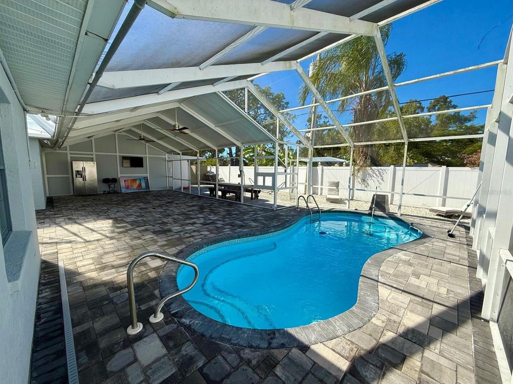 Photo of 1057 Willis Avenue, Sarasota, FL 34232 (MLS # O6363610)