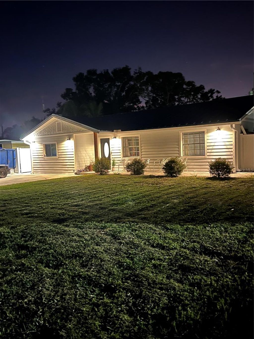 Photo of 1057 Willis Avenue, Sarasota, FL 34232 (MLS # O6363610)