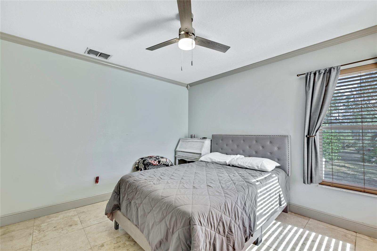 ROYAL HIGHLANDS - Residential