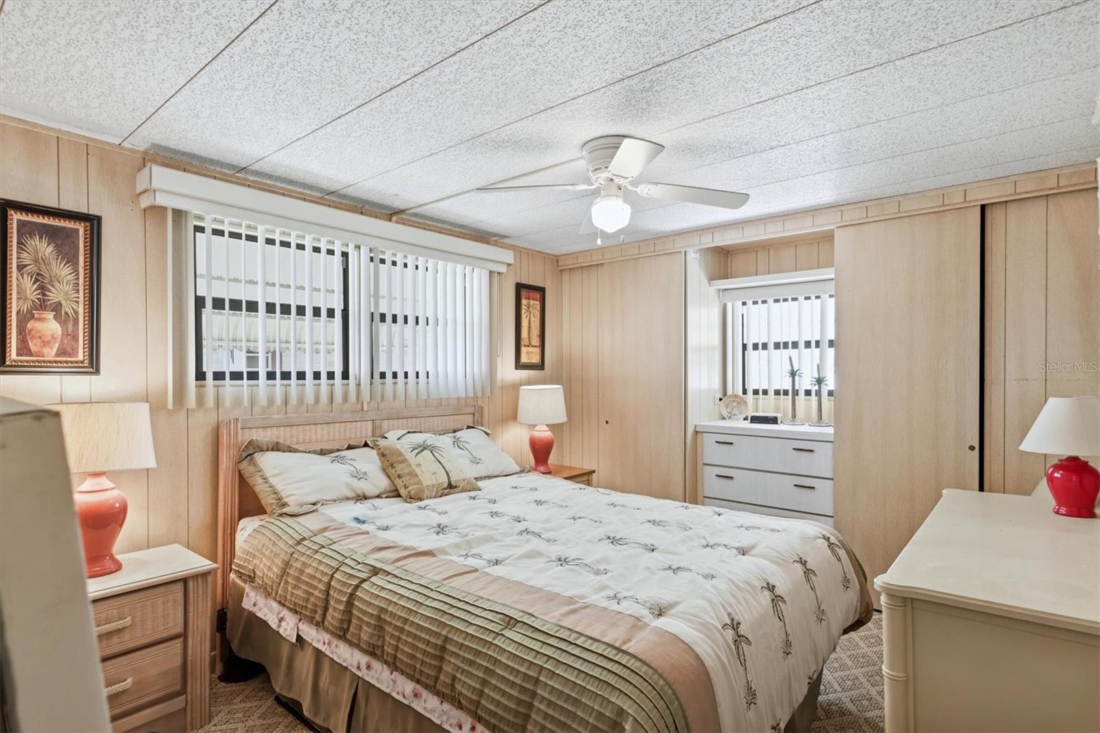 DE SOTO COMMUNITY UNIT ONE - Residential