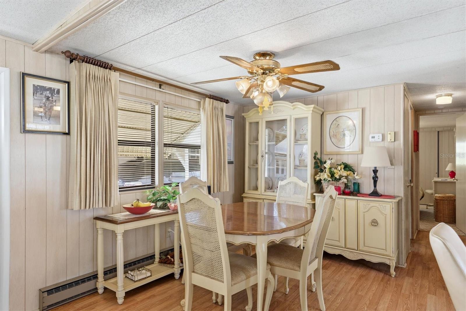 DE SOTO COMMUNITY UNIT ONE - Residential