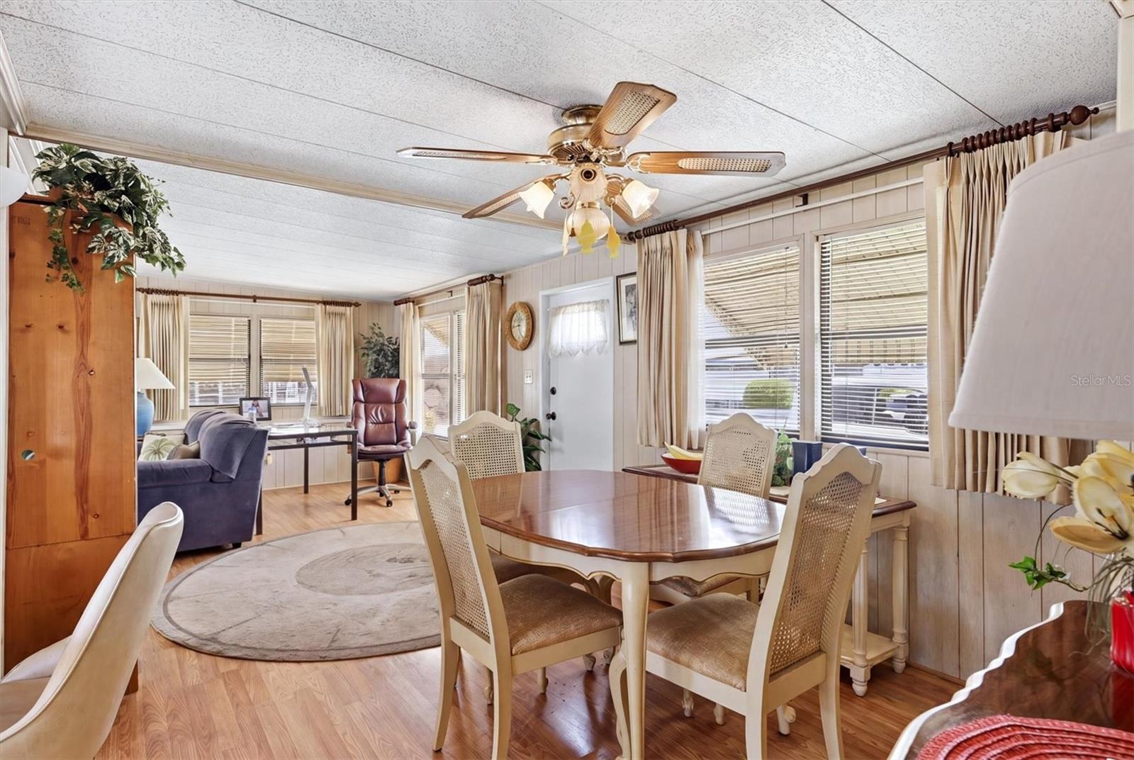 DE SOTO COMMUNITY UNIT ONE - Residential