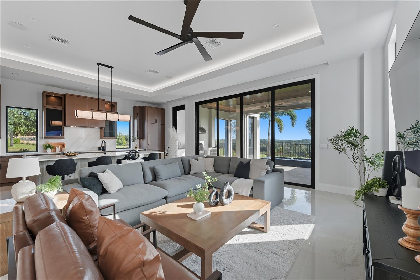 BELLA COLLINA WEST SUB - Residential