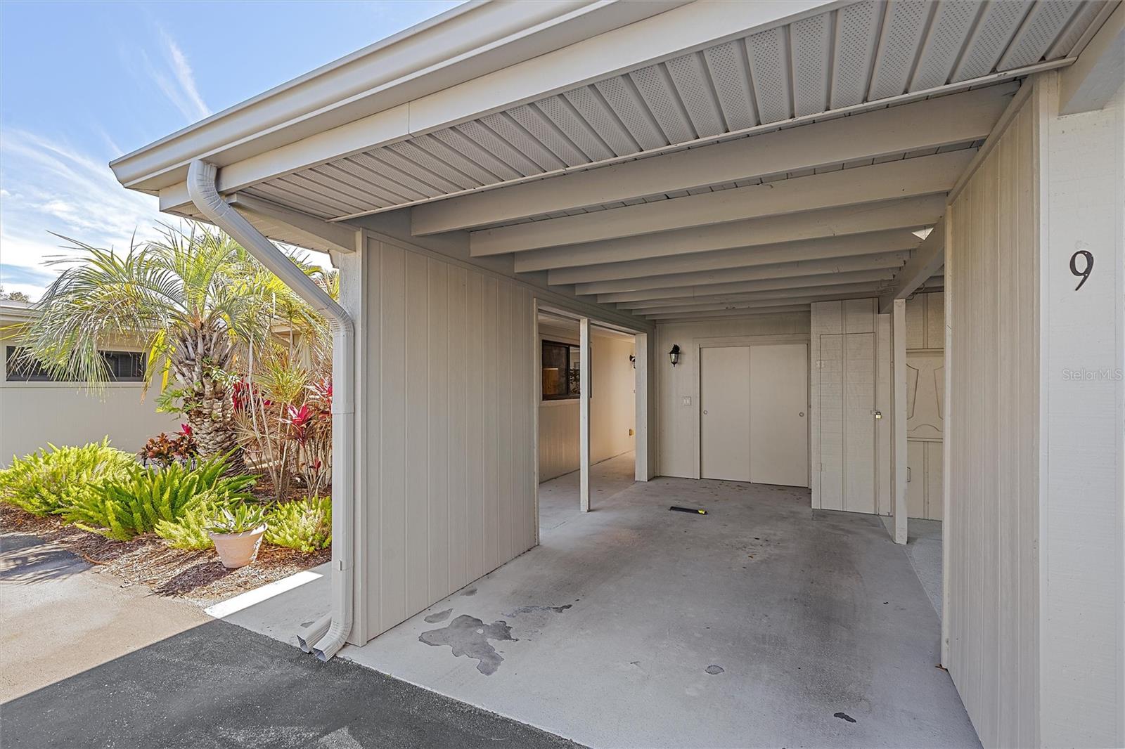 Picture for the property N6131334, 2 beds, 2 baths