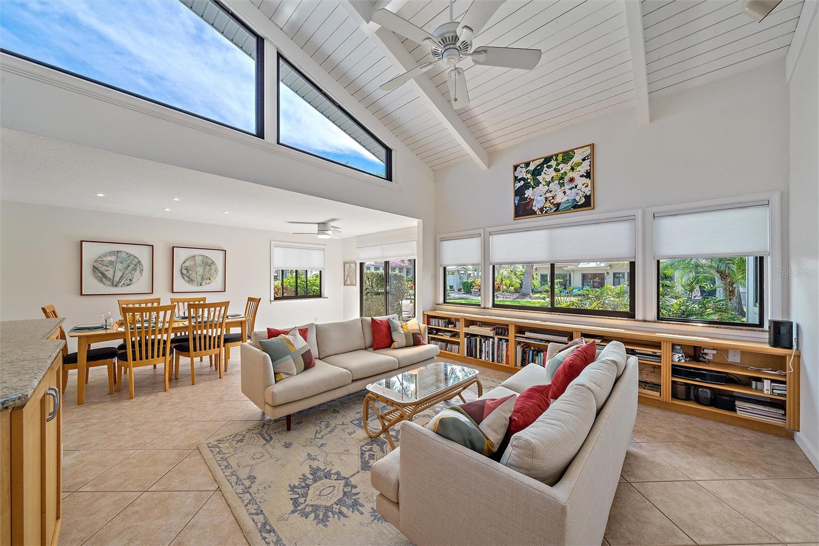 Picture for the property N6131334, 2 beds, 2 baths