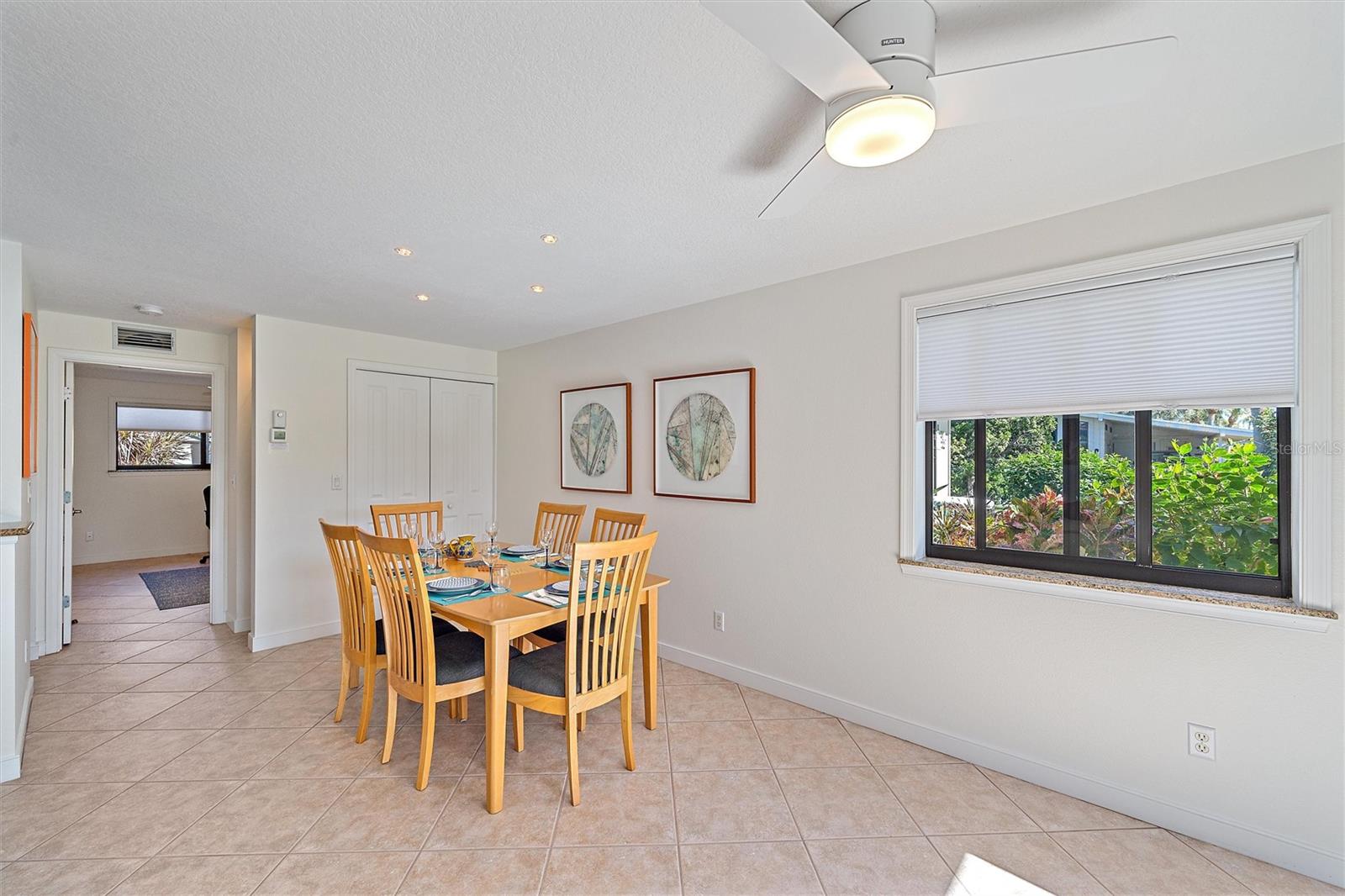 Picture for the property N6131334, 2 beds, 2 baths