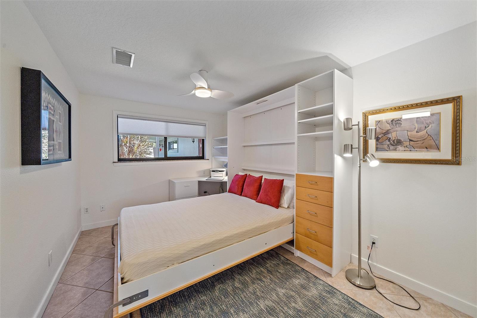 Picture for the property N6131334, 2 beds, 2 baths