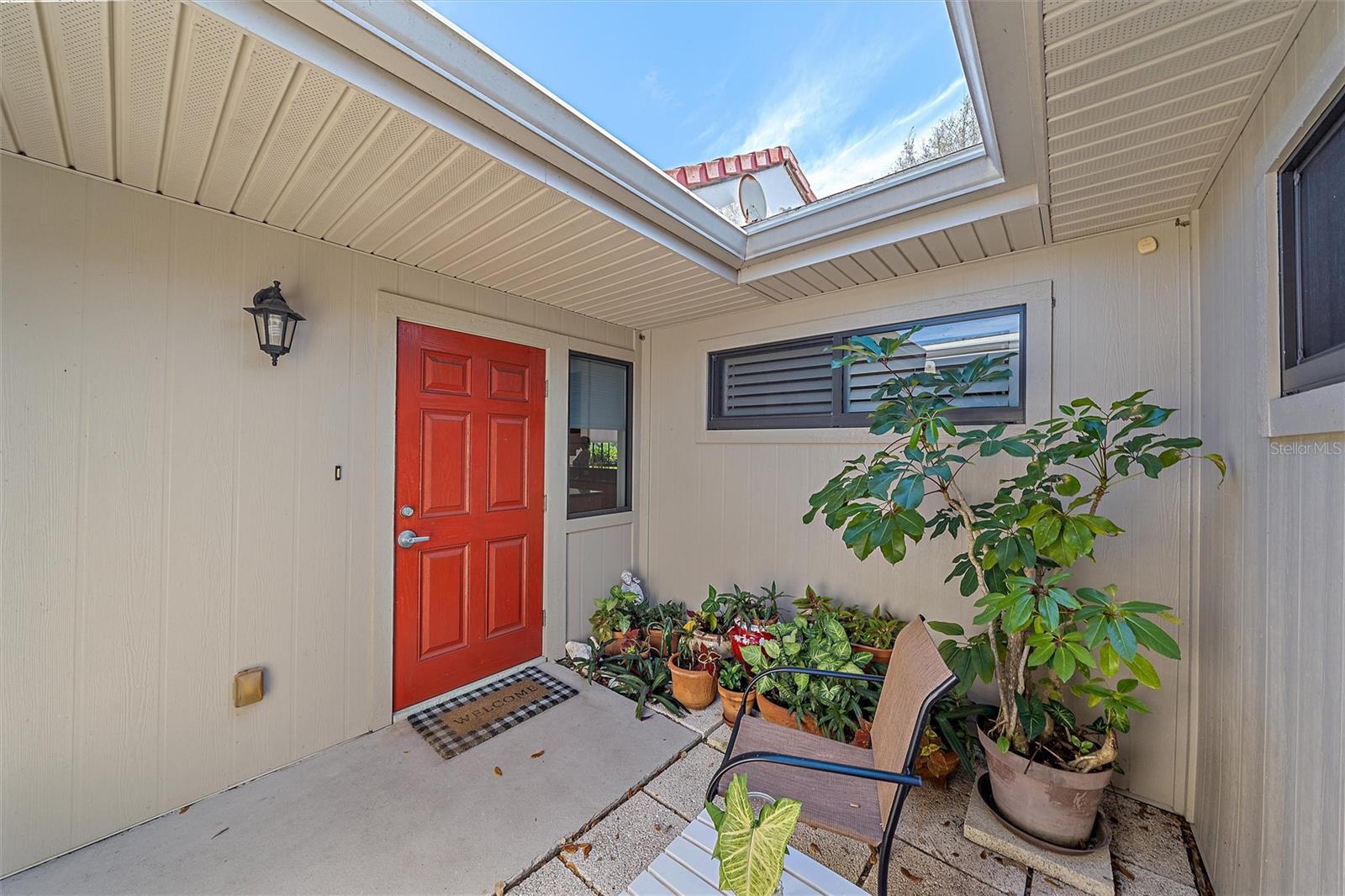 Picture for the property N6131334, 2 beds, 2 baths