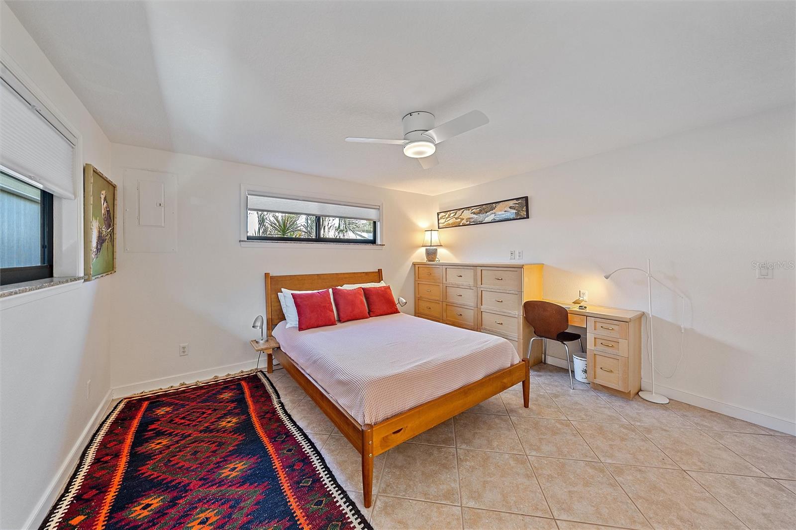 Picture for the property N6131334, 2 beds, 2 baths