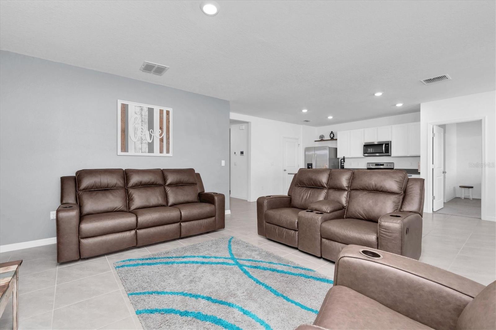 AVALON PARK WEST-NORTH PH 2 4-7 - Residential