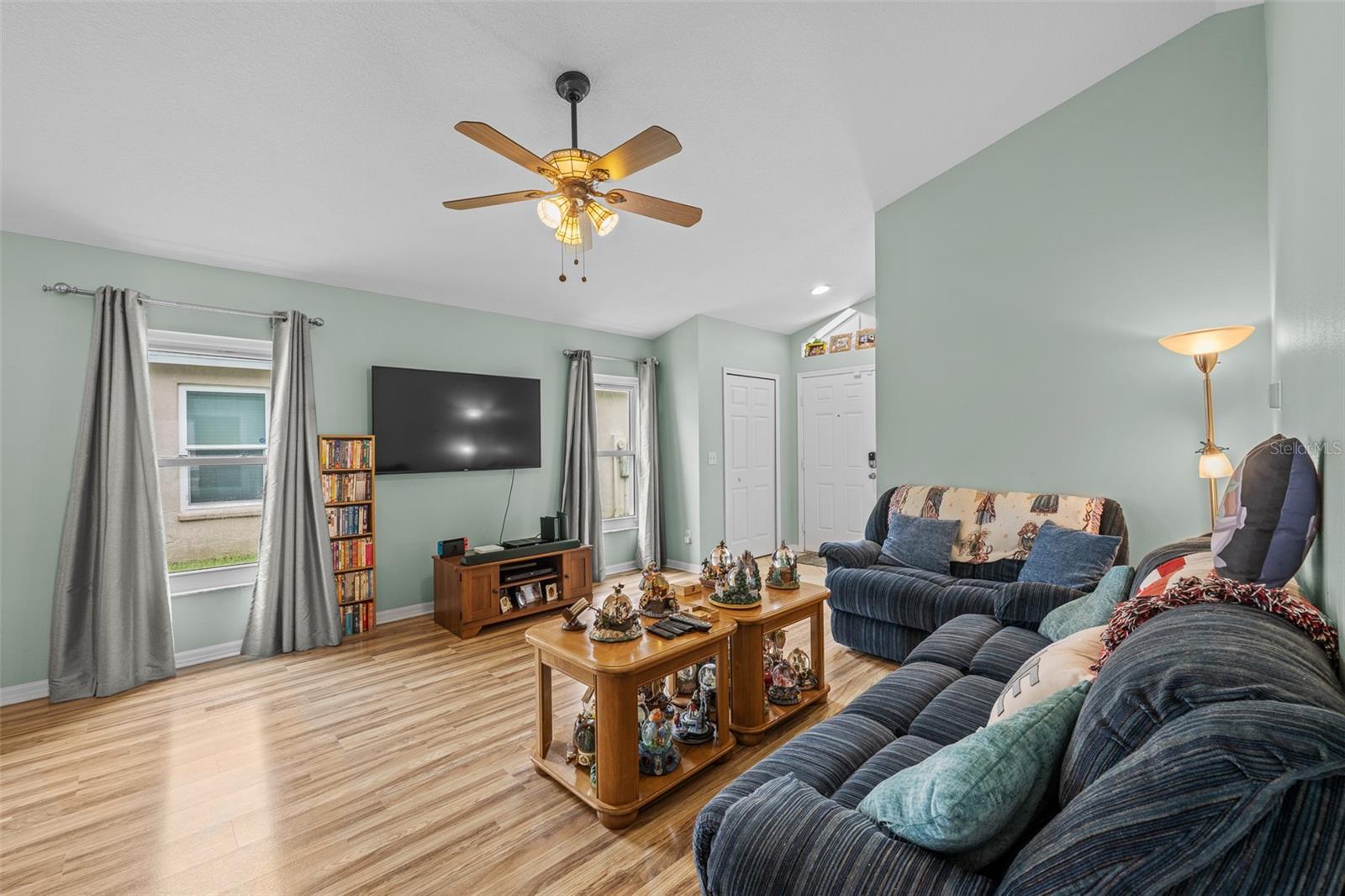 5112 PRAIRIE VIEW WAY