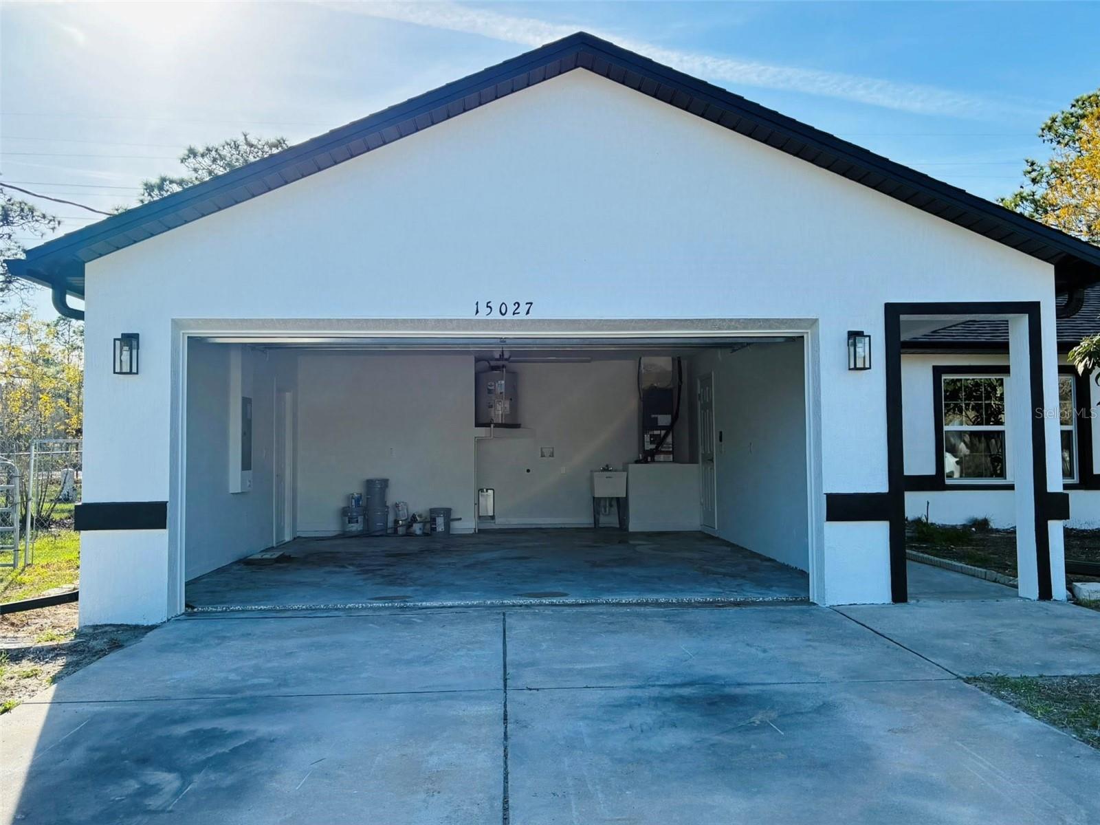 ROYAL HIGHLANDS - Residential