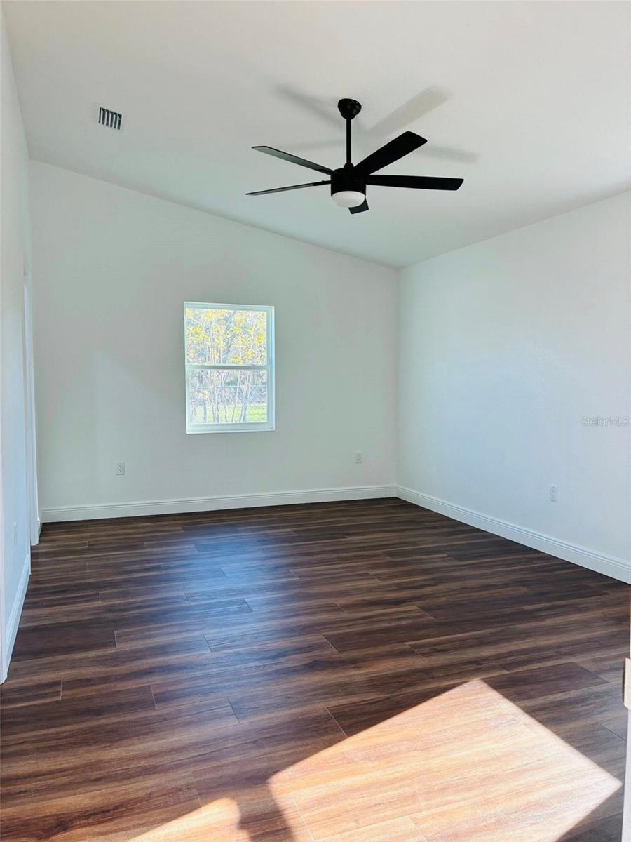 ROYAL HIGHLANDS - Residential