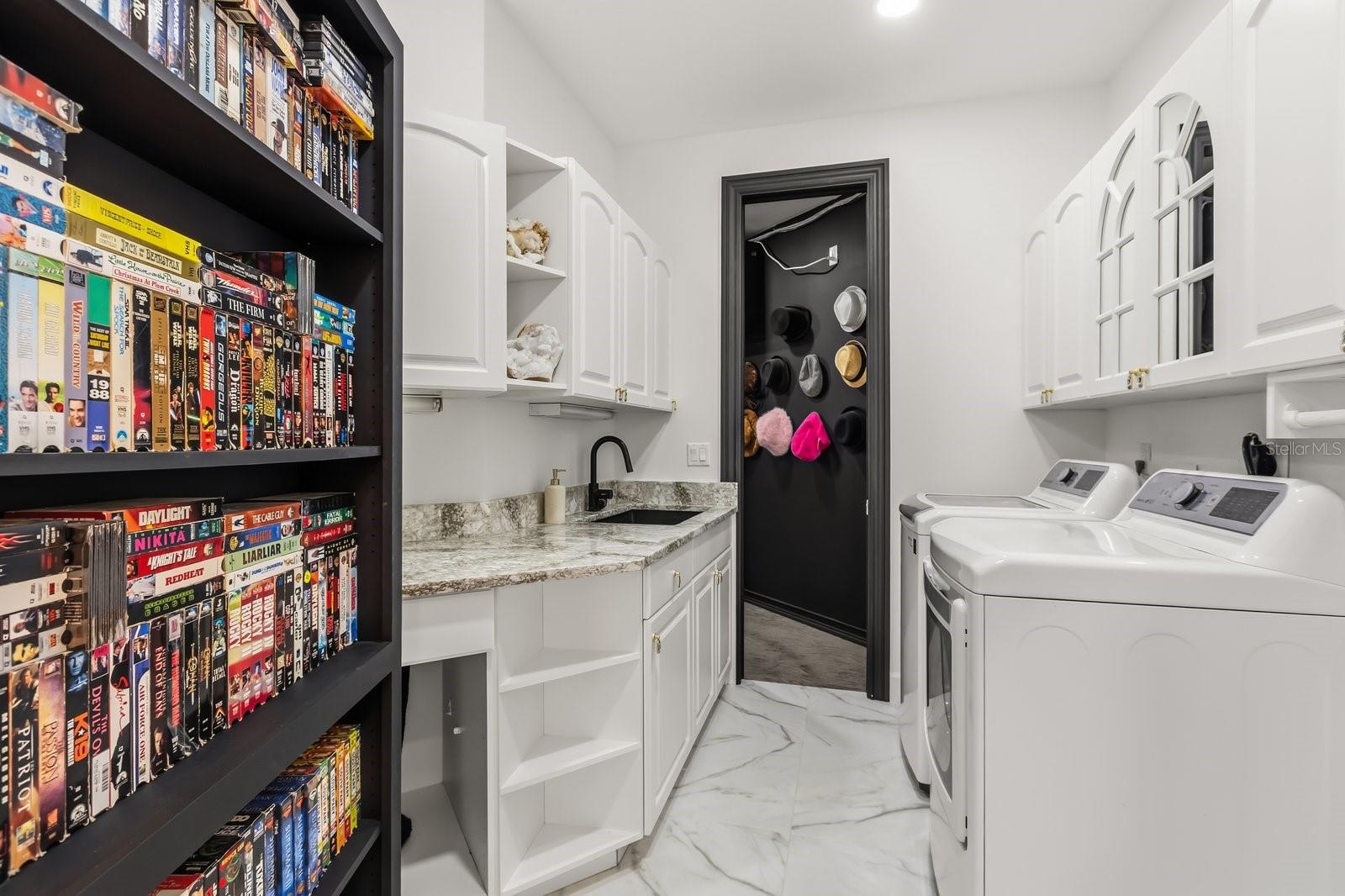 RIVER FALLS ESTATES - Residential