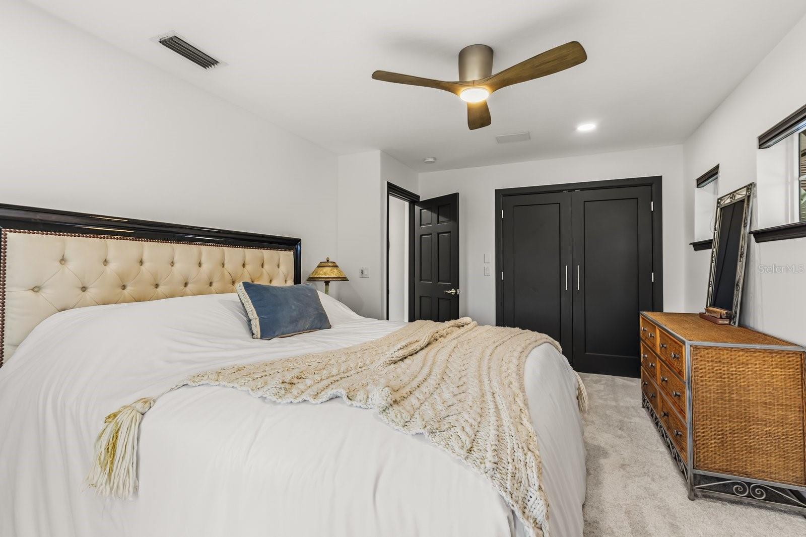 RIVER FALLS ESTATES - Residential