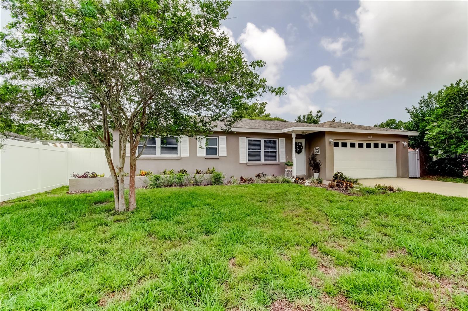755 GREEN VALLEY ROAD