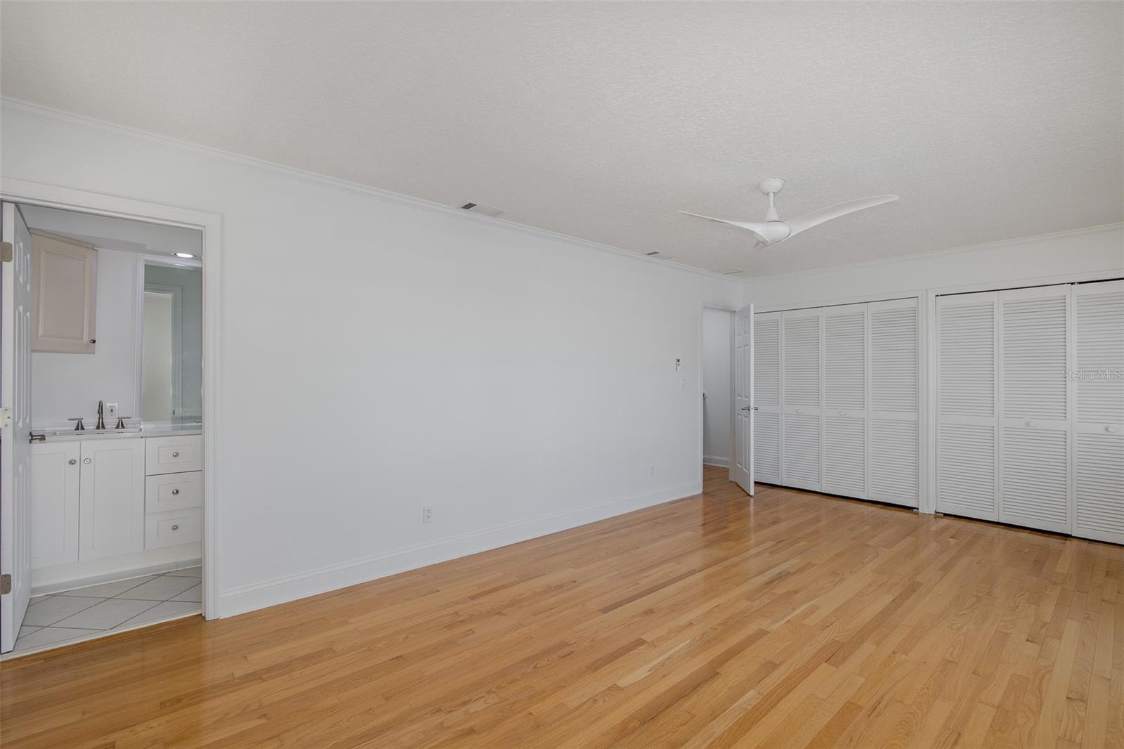 FLOR A MAR - Residential