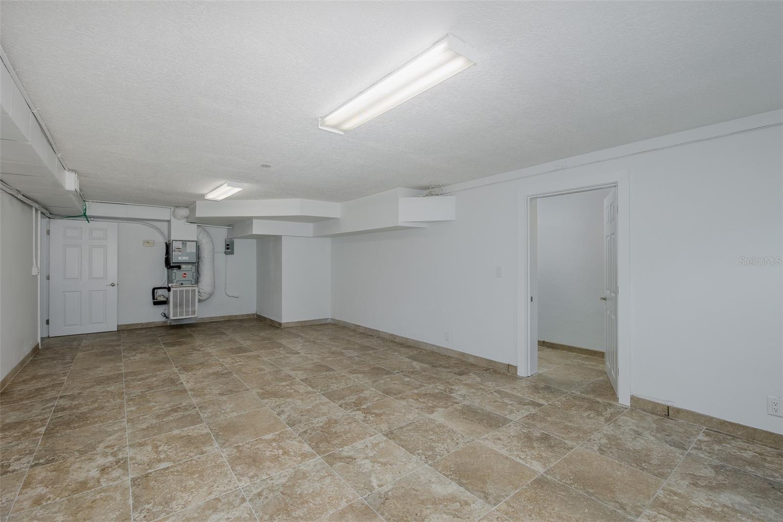 FLOR A MAR - Residential