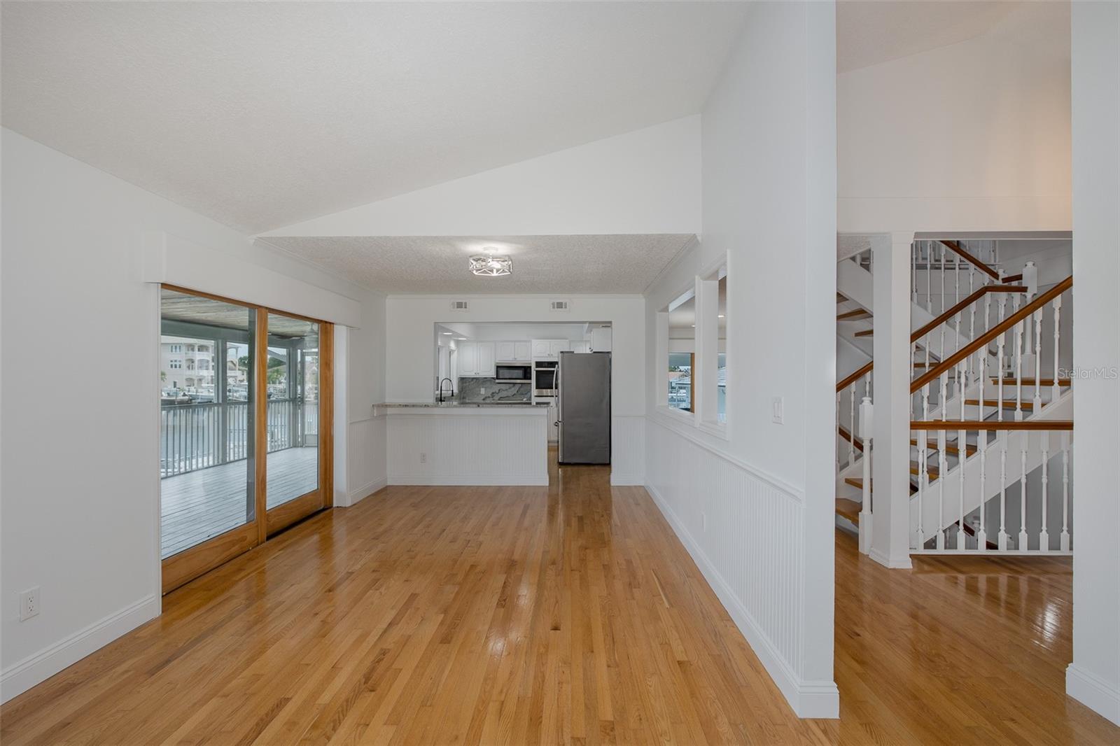 FLOR A MAR - Residential