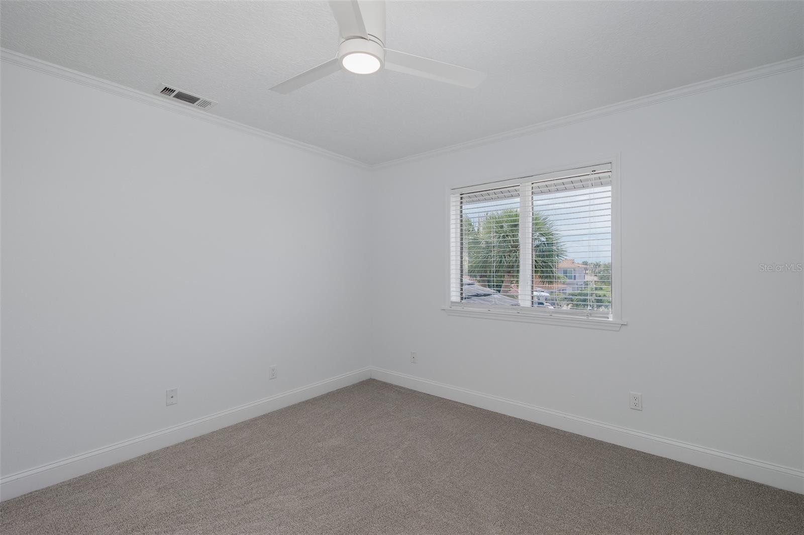 FLOR A MAR - Residential