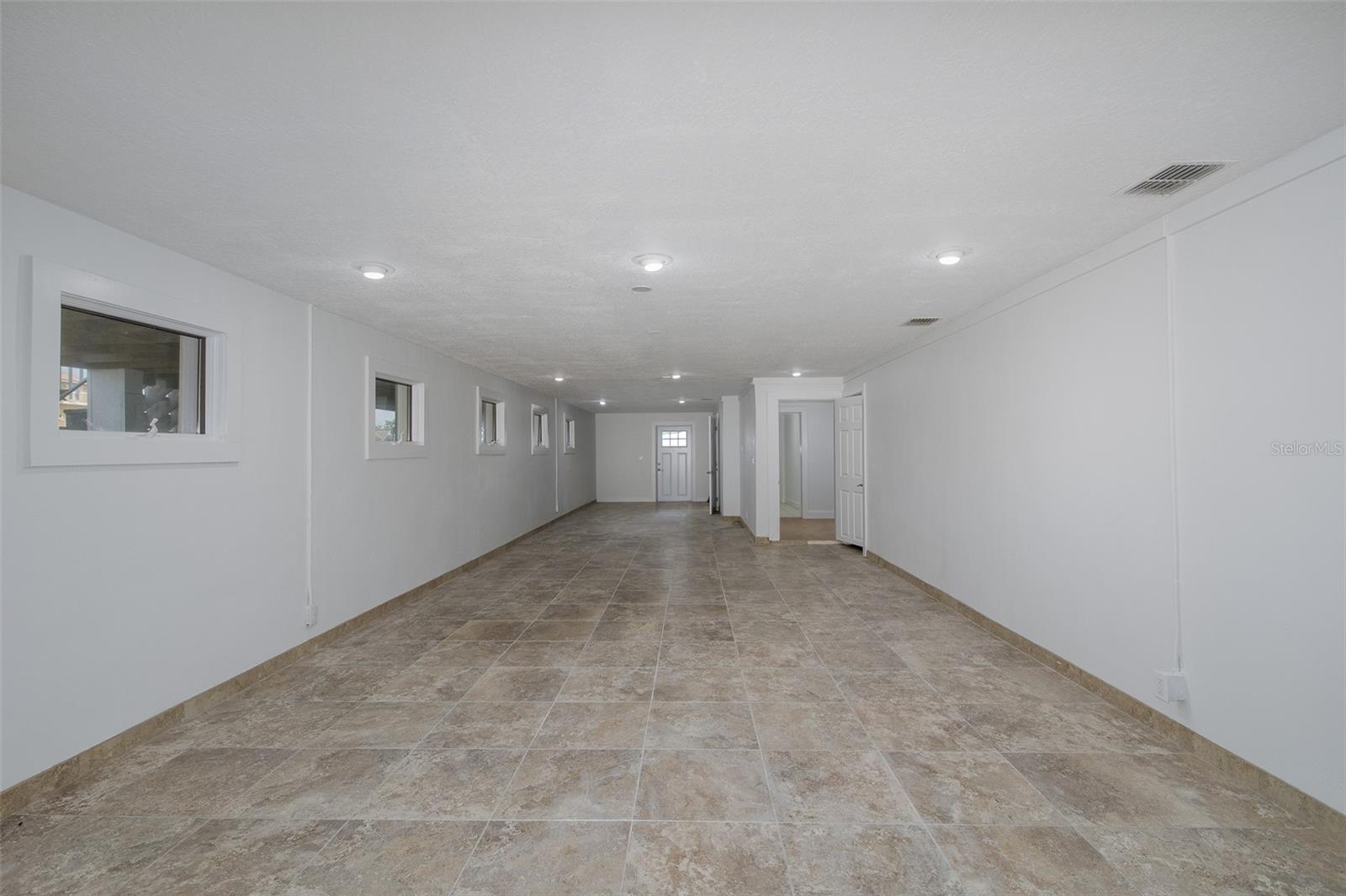 FLOR A MAR - Residential