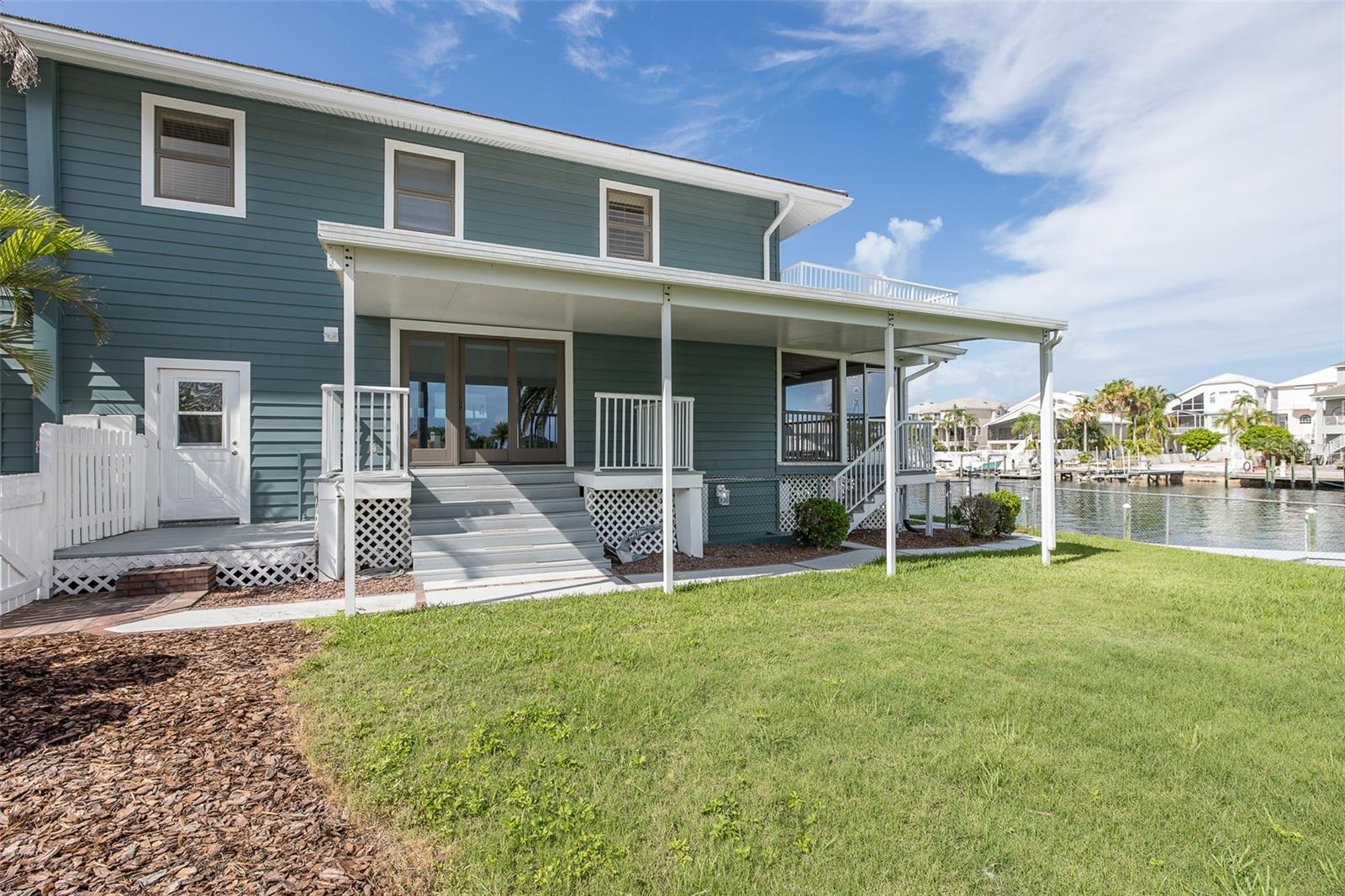 FLOR A MAR - Residential