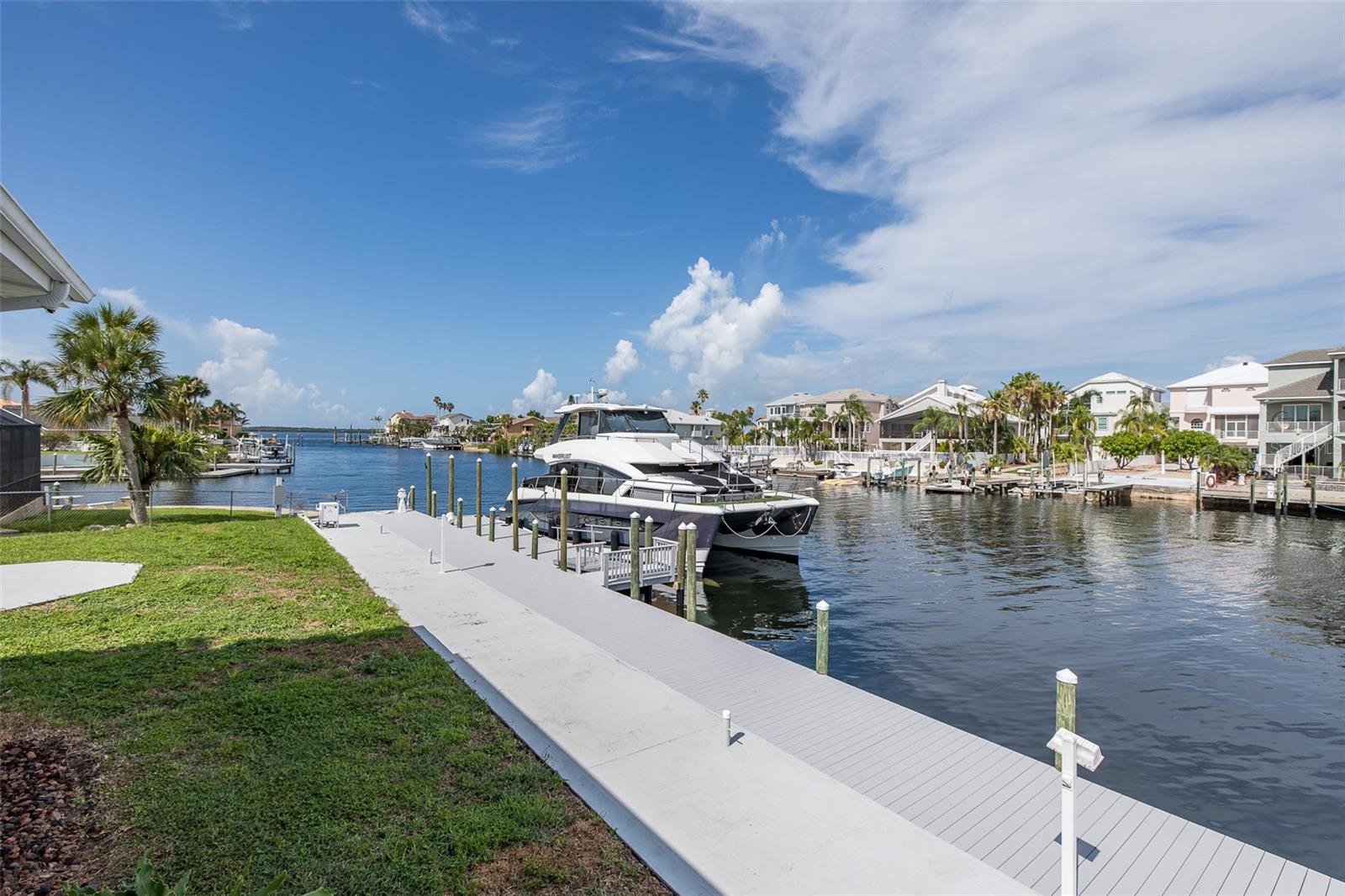 FLOR A MAR - Residential