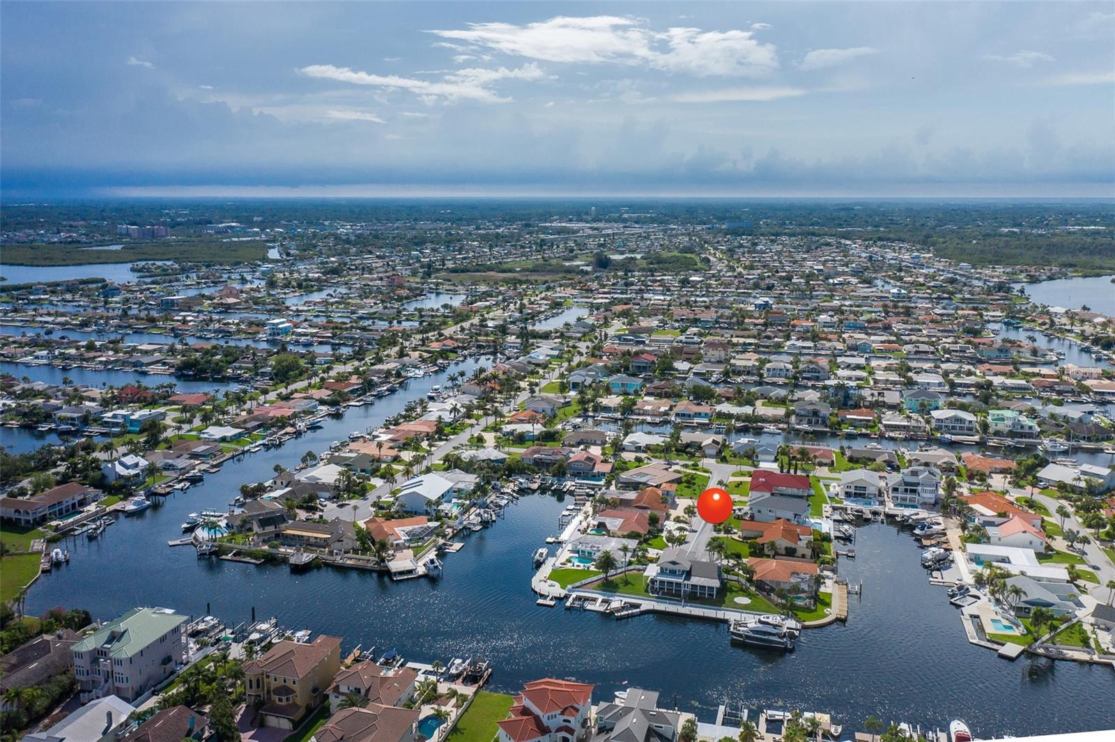 FLOR A MAR - Residential