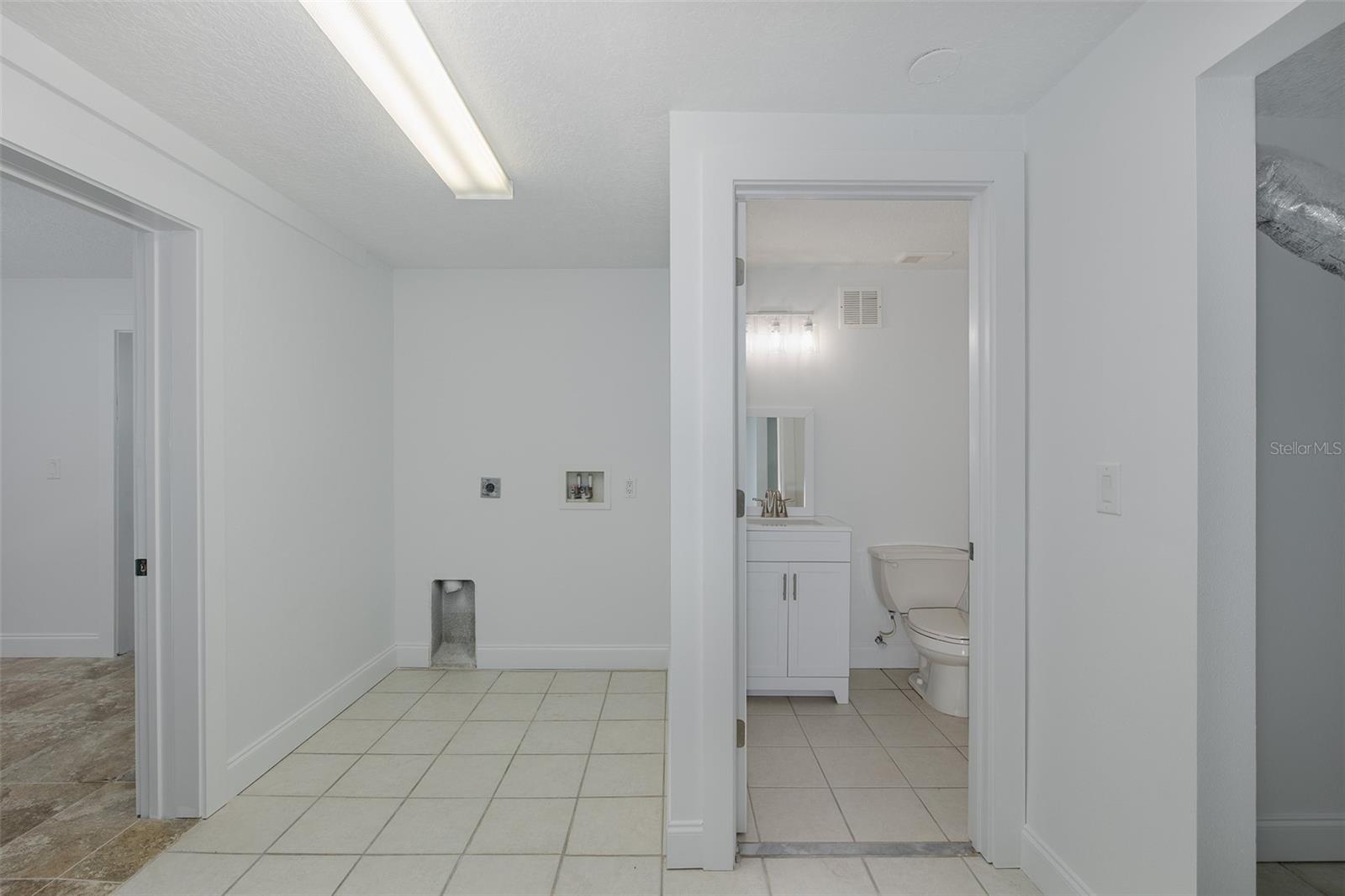 FLOR A MAR - Residential