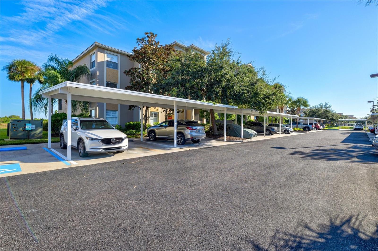 GRAND ESTUARY III AT RIVER STRAND - Residential