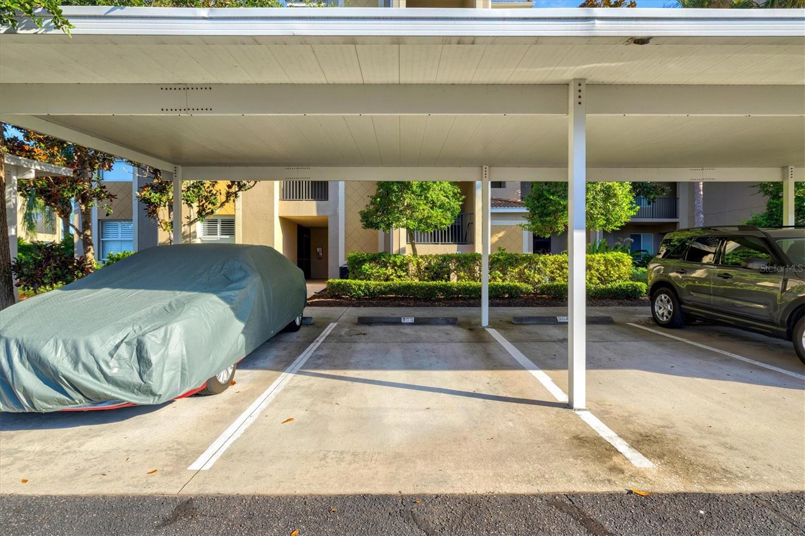 GRAND ESTUARY III AT RIVER STRAND - Residential