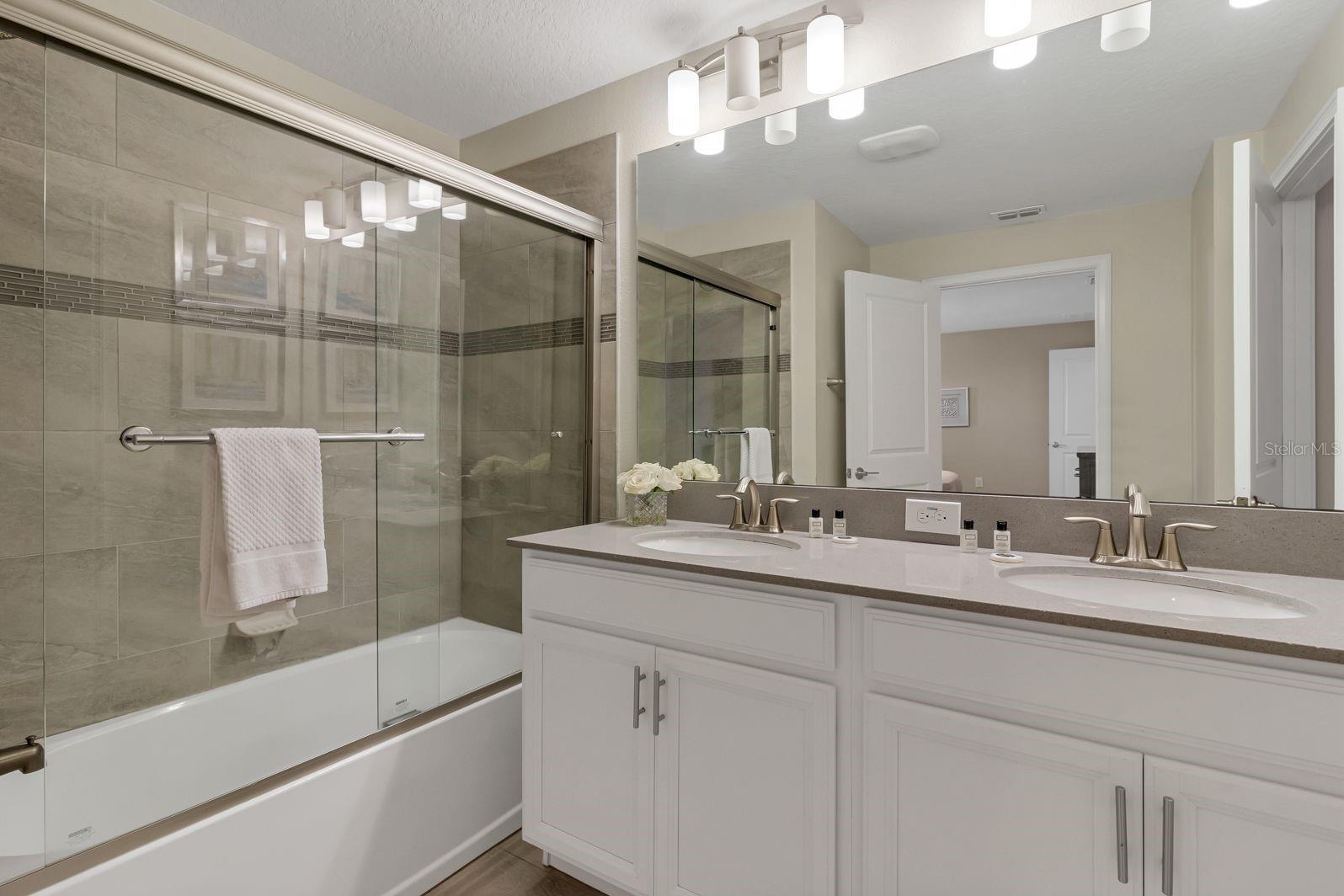 STOREY LAKE PH 3 - Residential