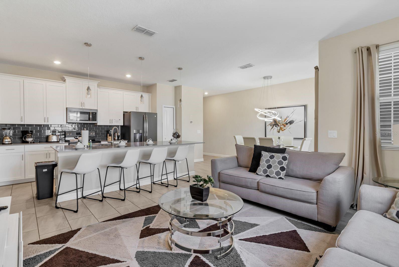 STOREY LAKE PH 3 - Residential