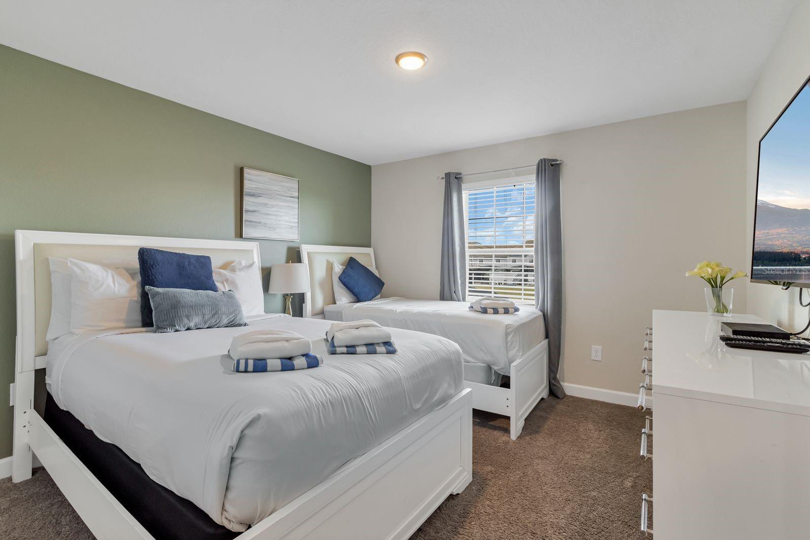 STOREY LAKE PH 3 - Residential