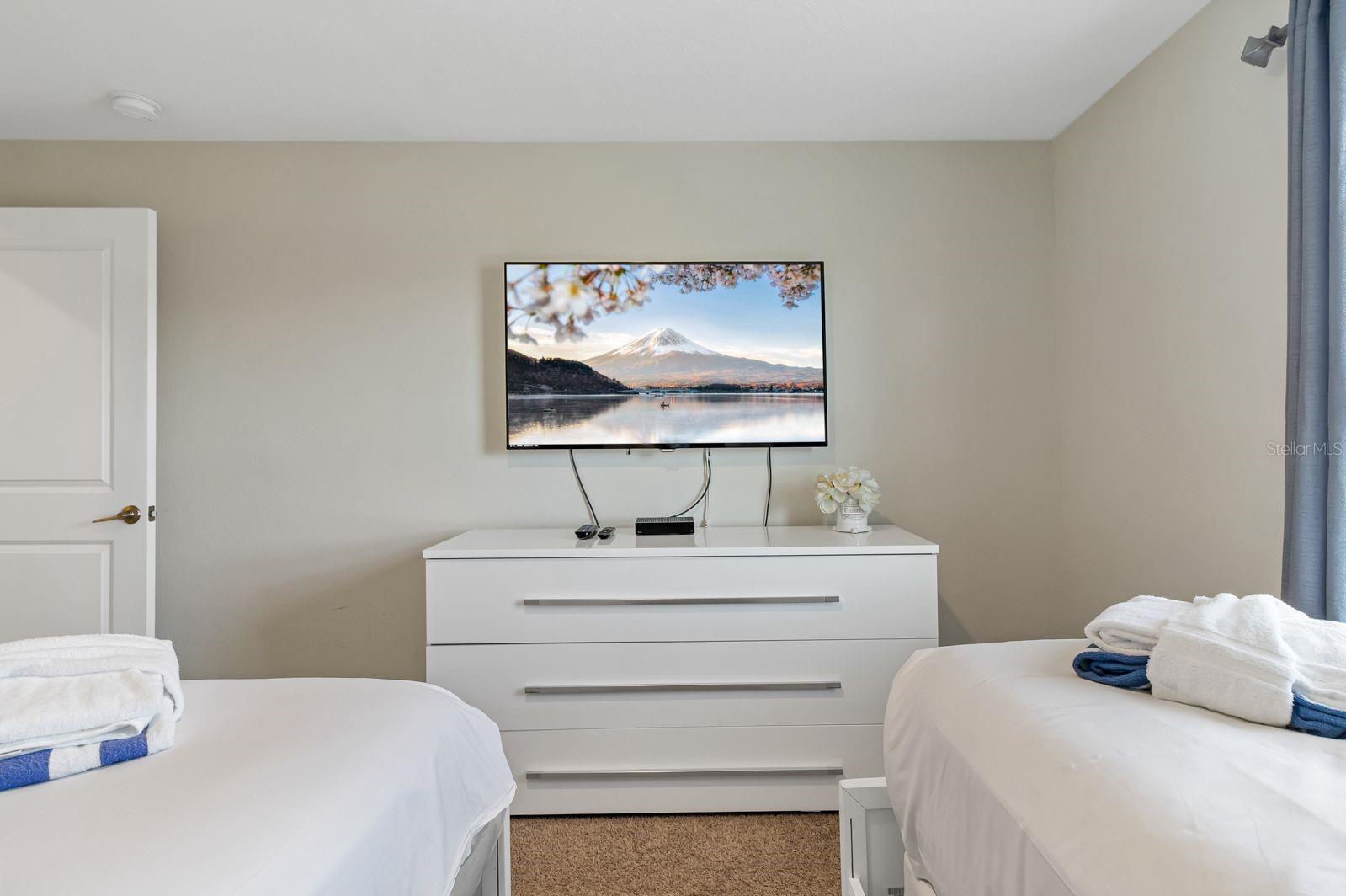 STOREY LAKE PH 3 - Residential