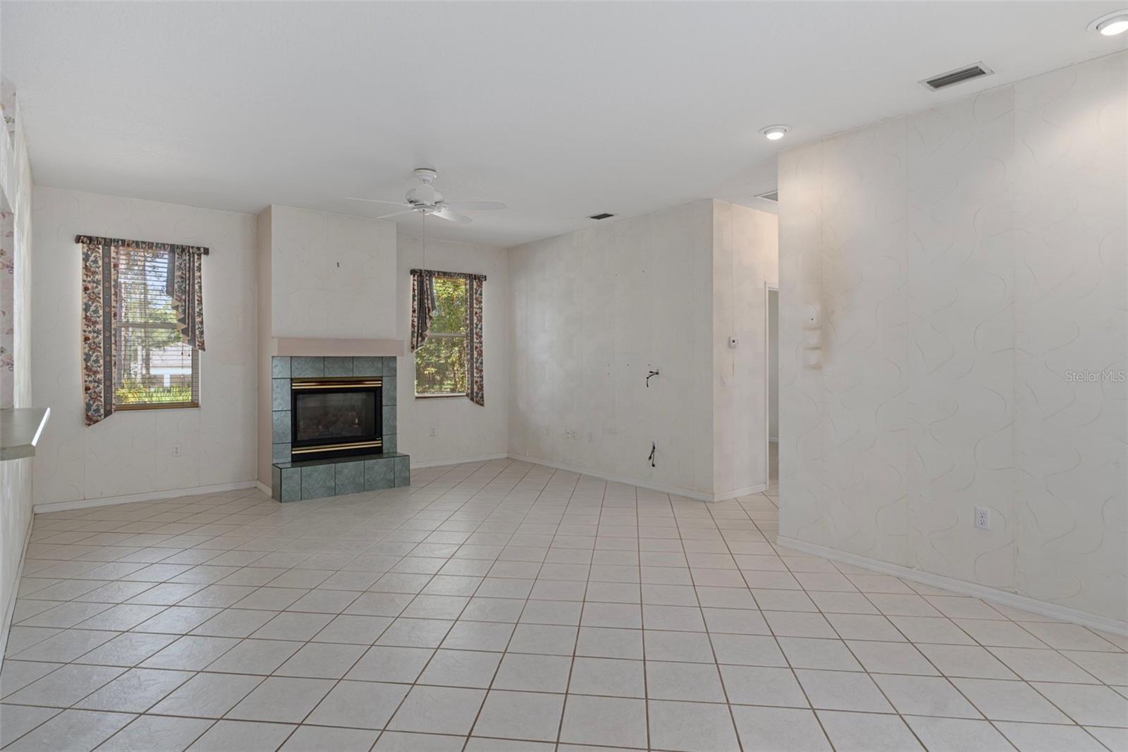 PINE RIDGE UNIT 01 - Residential