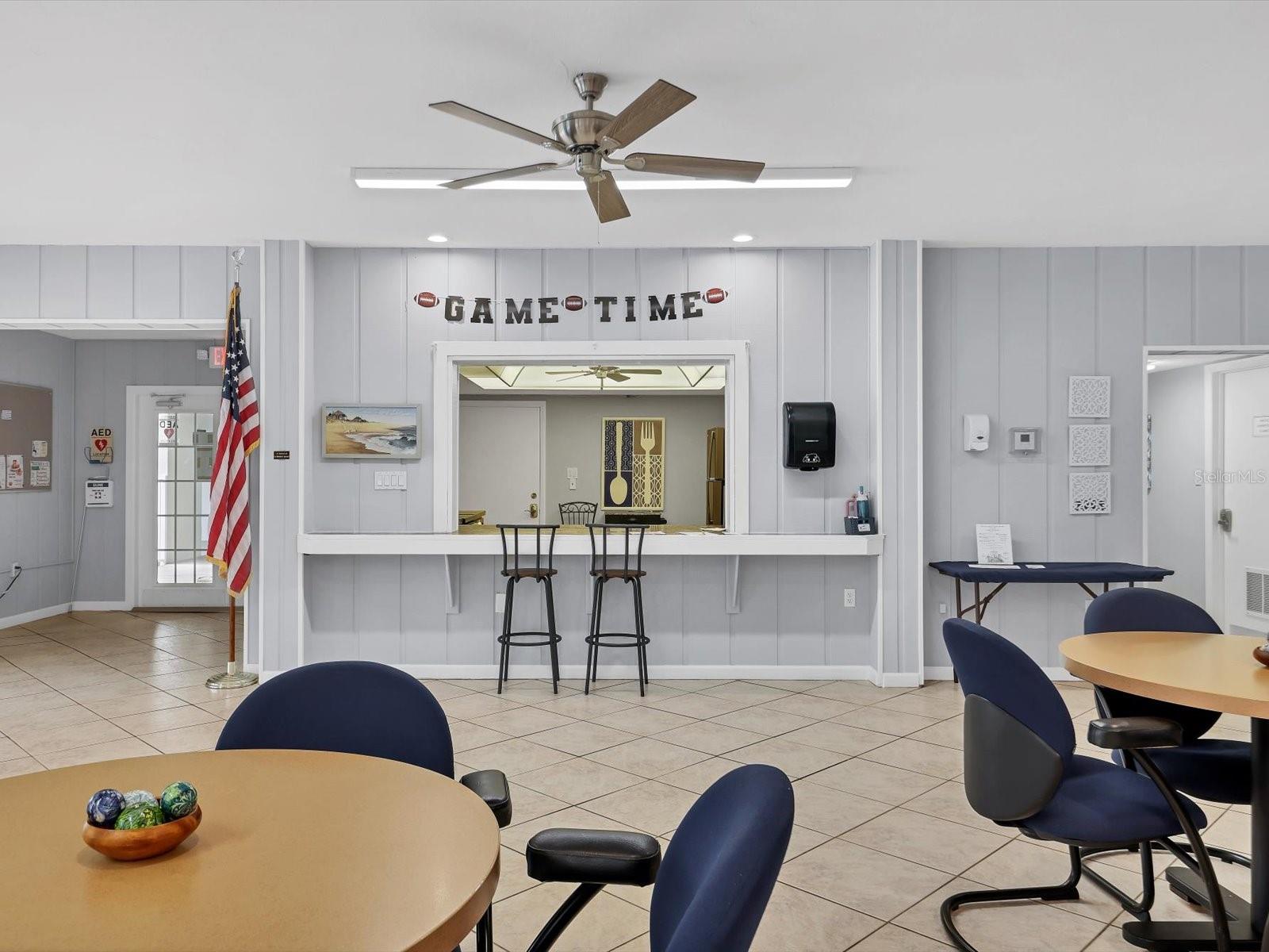 GLEN OAKS GARDEN APTS 2 - Residential