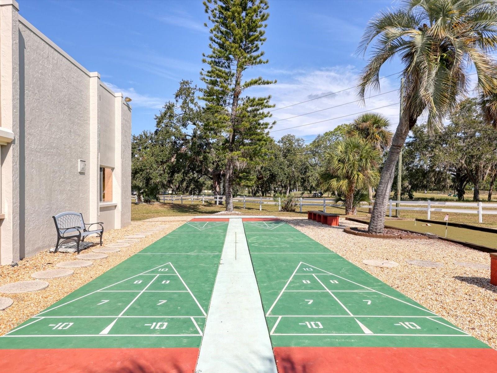 GLEN OAKS GARDEN APTS 2 - Residential