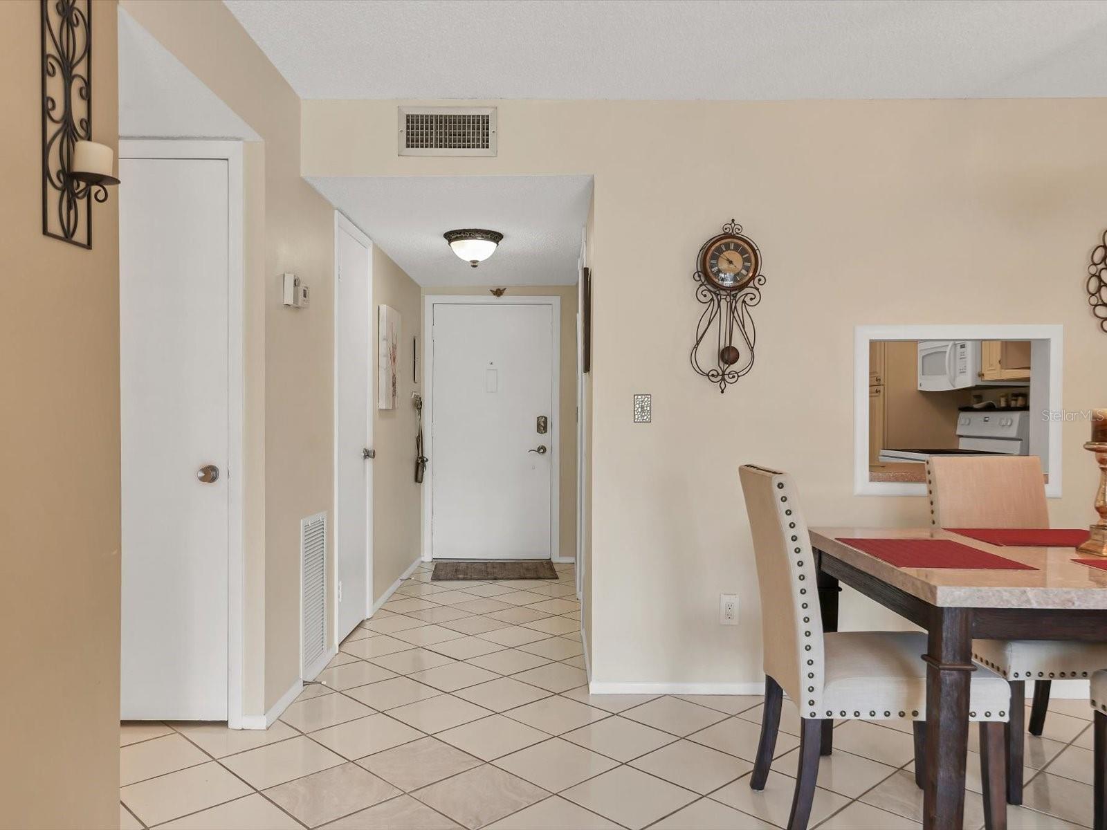 GLEN OAKS GARDEN APTS 2 - Residential