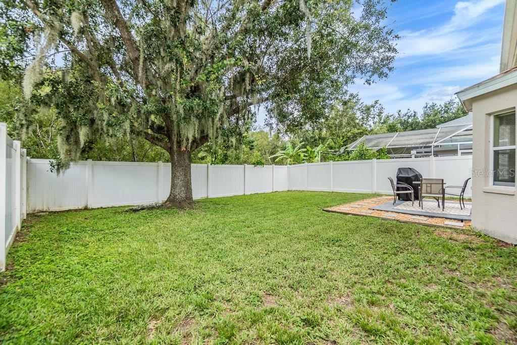 THOUSAND OAKS MULTI FAMILY - Residential
