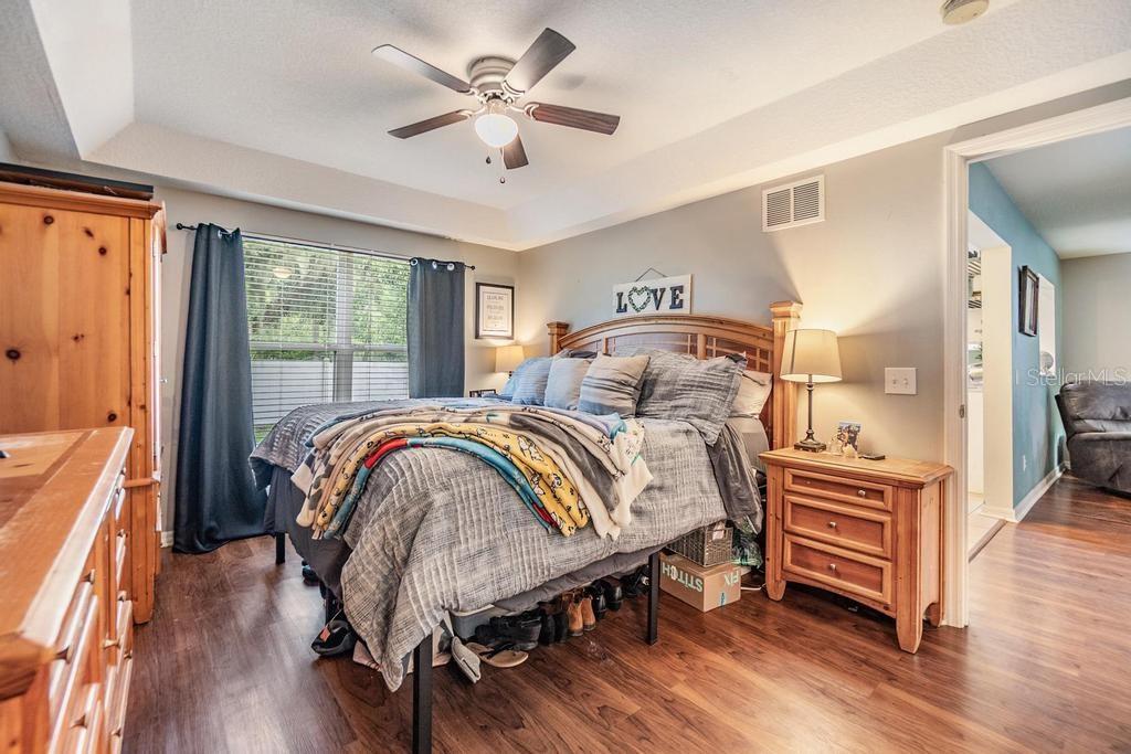 THOUSAND OAKS MULTI FAMILY - Residential