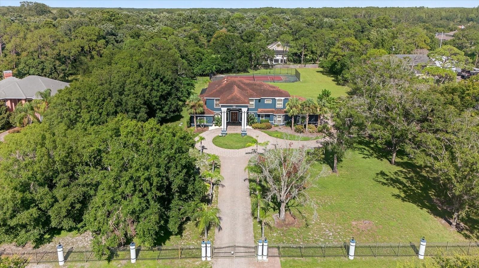 2555 BRYAN LANE